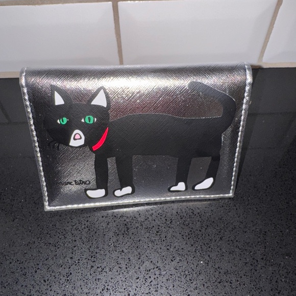 Marc Tetro Metallic Silver Passport Holder with Black Cat Motif - Picture 4 of 8